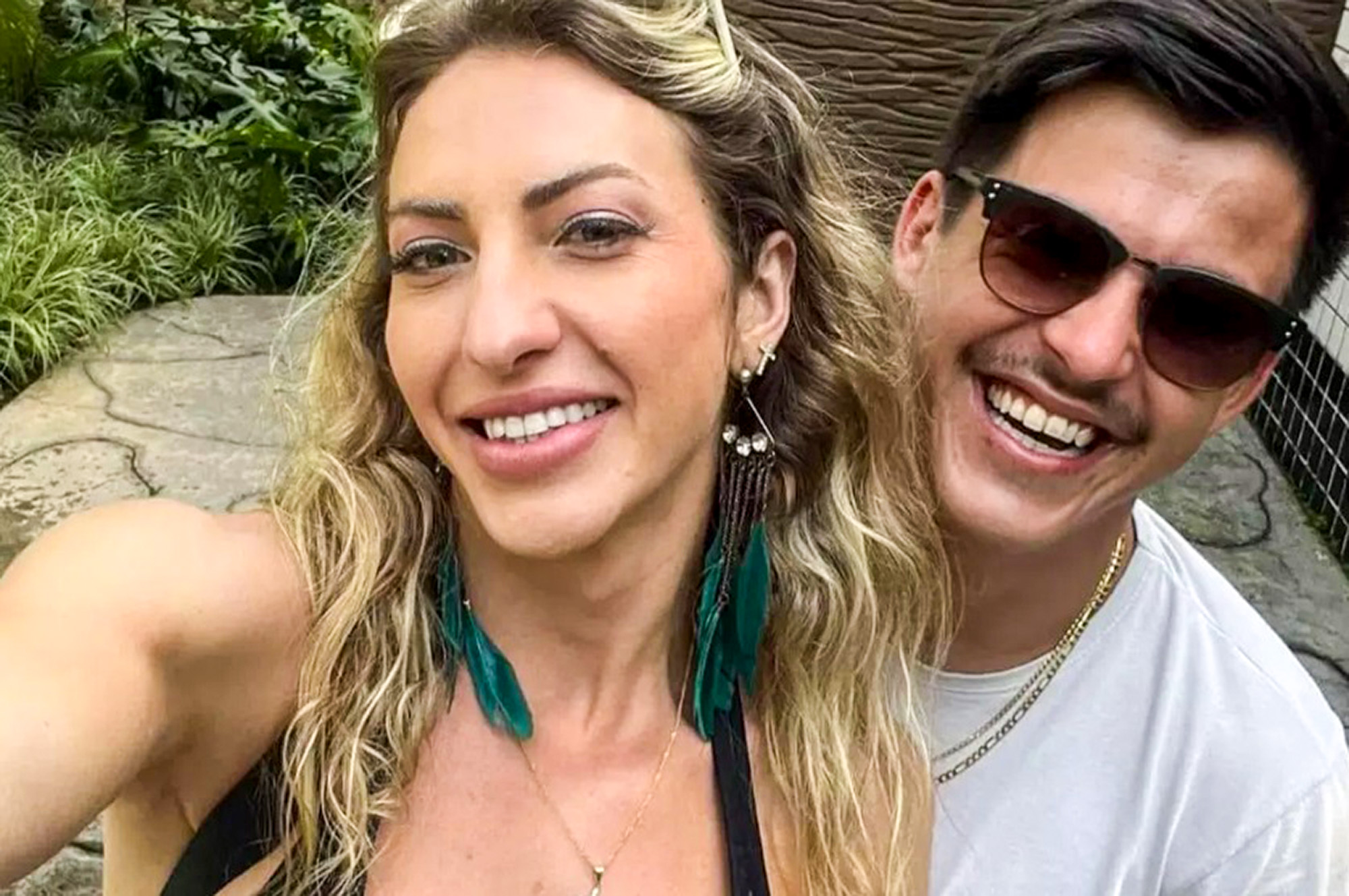 Dionn Roberth, 28, and Aline Rabuske, 31, pose in undated photo. The couple died after being run over in Penha, Santa Catarina in Brazil. Note: Private photo taken from local media. Dionn Roberth, 28, and Aline Rabuske, 31