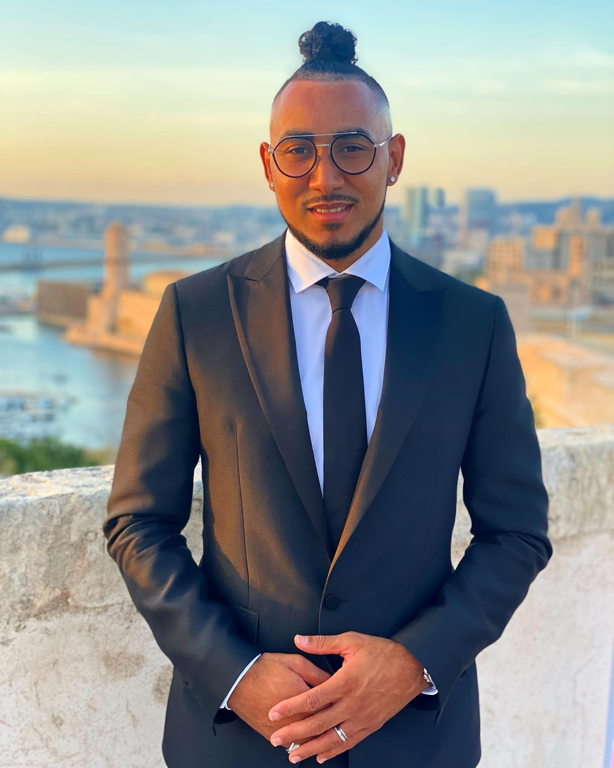 Dimitri Payet poses in undated photo. Lawyer Larissa Ferrari reportedly had a relationship with Vasco player Dimitri Payet. Note: Private photo taken from social media. Dimitri Payet