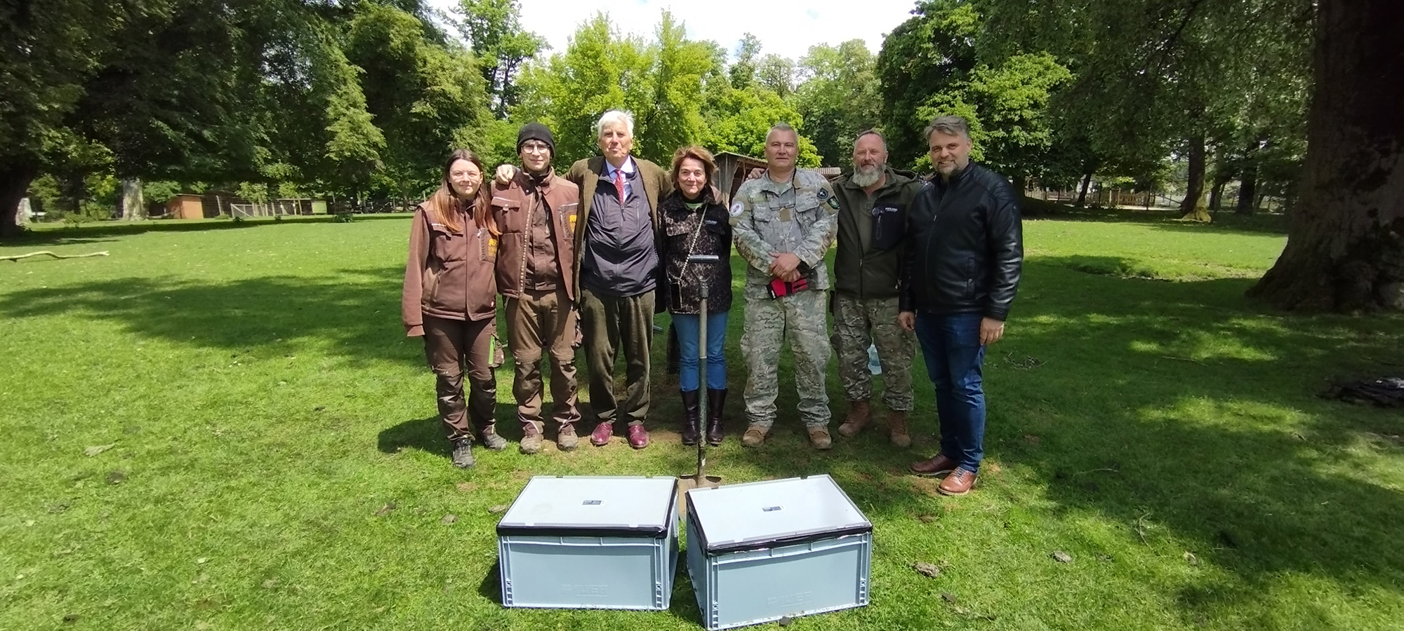 Picture shows the team from the dig. Note: Licensed photo. the team from the dig