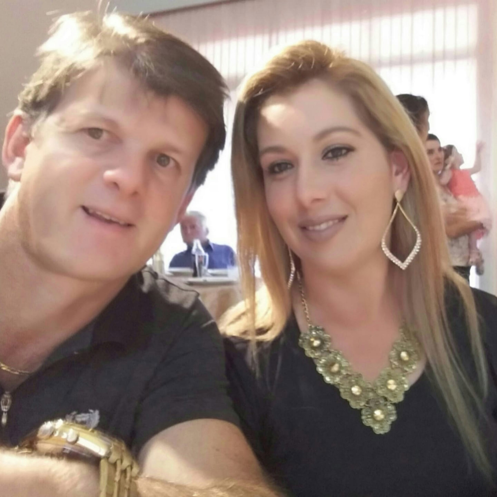 Claudia Tavares Hoeckler (right) poses with her husband Valdemir Hoeckler (left) in an undated photo. She allegedly killed her husband in Lacerdopolis, Santa Catarina, Brazil, Sunday, Nov. 13, 2022. Note: Picture is private Claudia Tavares Hoeckler (right) poses with her husband Valdemir Hoeckler (left)