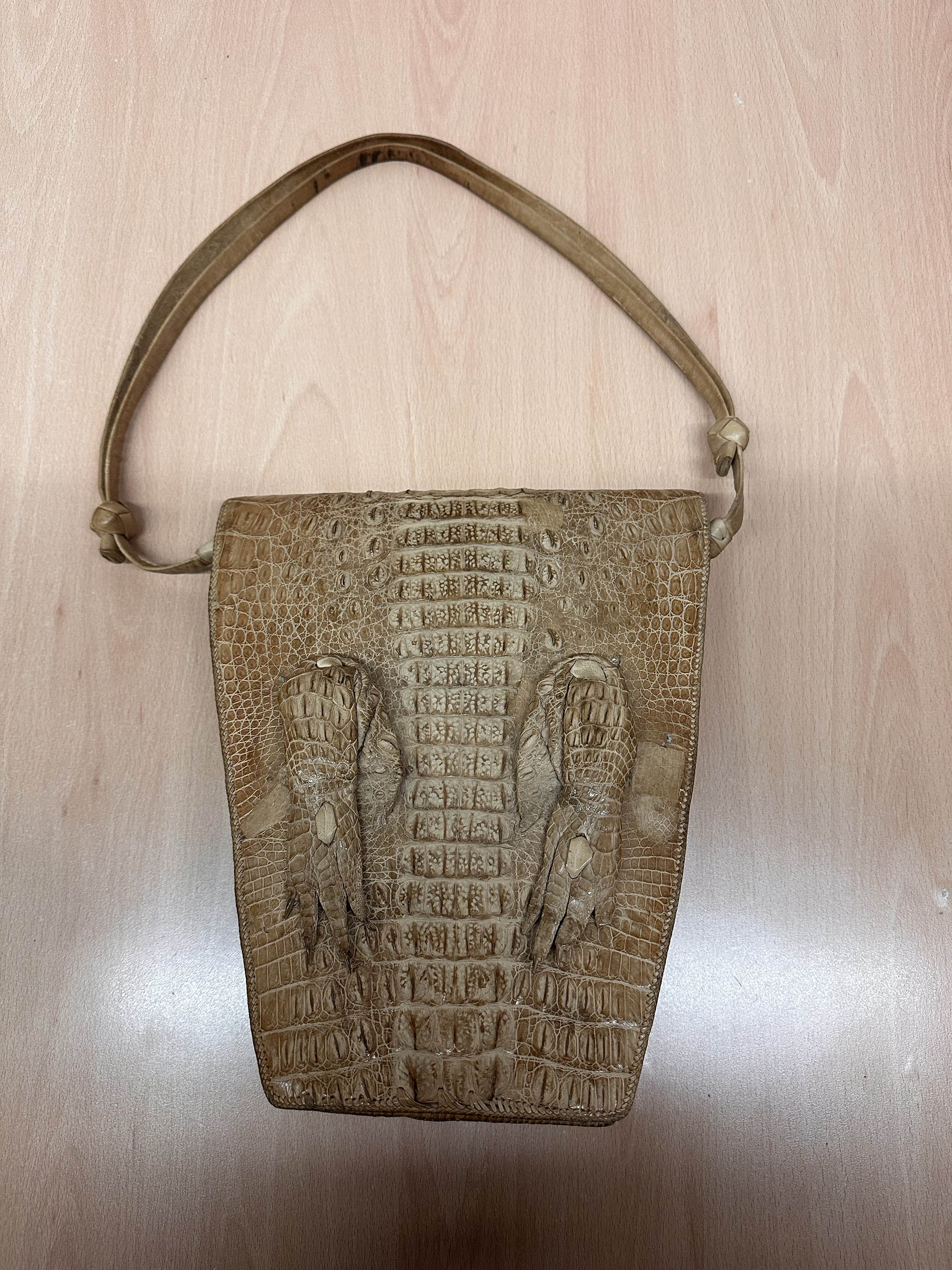 Picture shows the crocodile handbag, undated. Customs at Dusseldorf Airport confiscated the handbag from strictly protected species. Note: Photo from customs. crocodile handbag