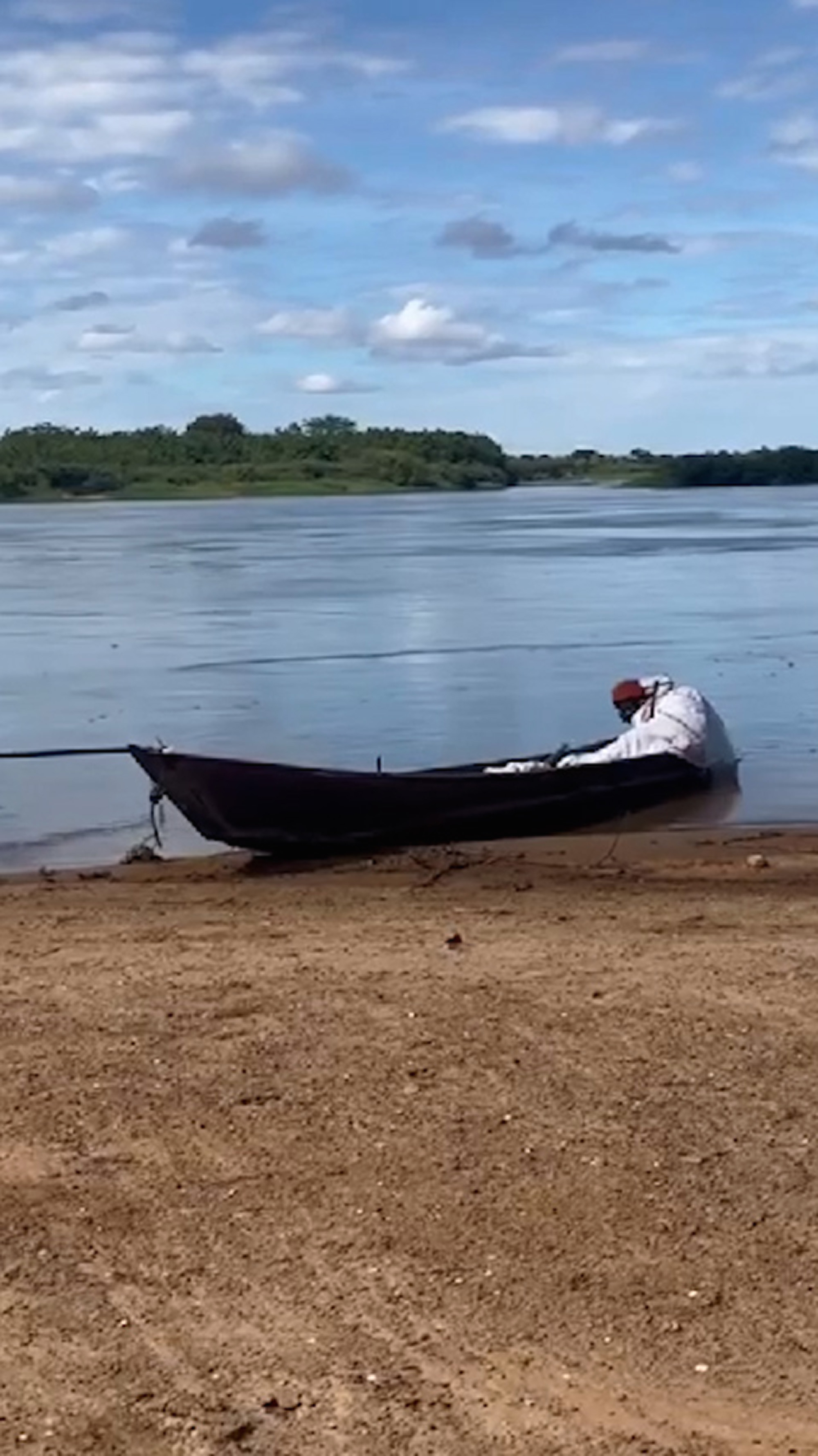 Video shows the scene where the woman was found dead in Ibotirama, Brazil, June 2, 2025. Maria da Conceicao Avelino de Vasconcelos, 45, died after having her hair sucked into the engine of the boat she was driving on the São Francisco River. Note: Photo is a screenshot from a video. the woman was found dead in Ibotirama