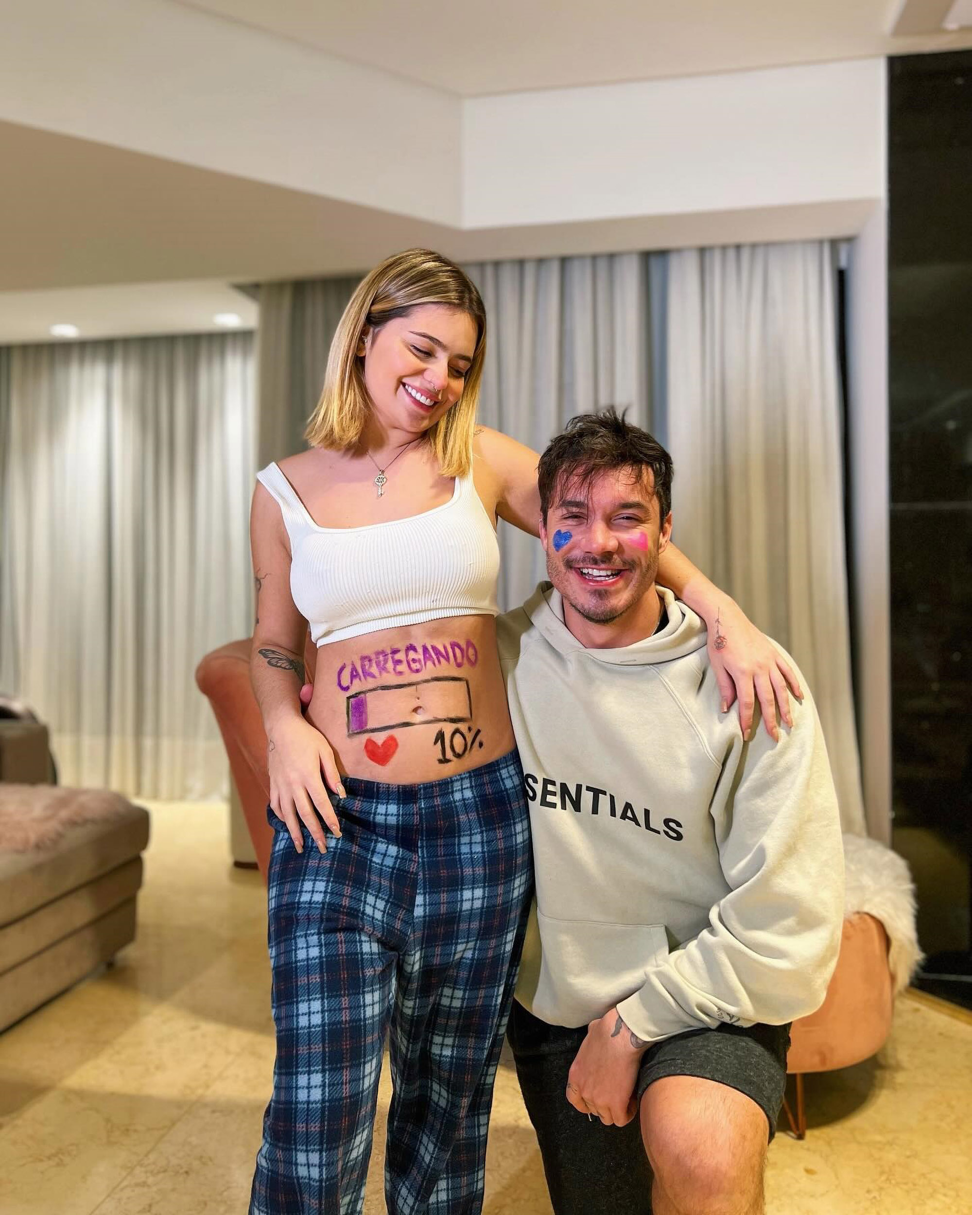 Viih Tube and Eliezer pose in undated photo. They are expecting their second child. Note: Private photo taken from social media. Viih Tube and Eliezer