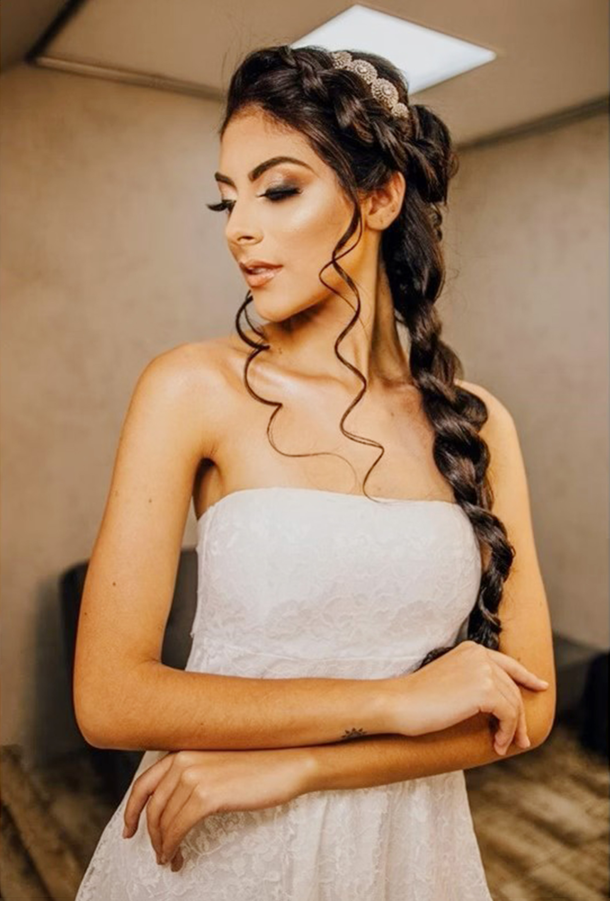 Nun Kamila Cardoso, 21, poses in undated photo. She was once a model and a beauty queen and went viral for her beauty while selling rosaries in Goiania, Brazil. Note: Private photo. Kamila Cardoso