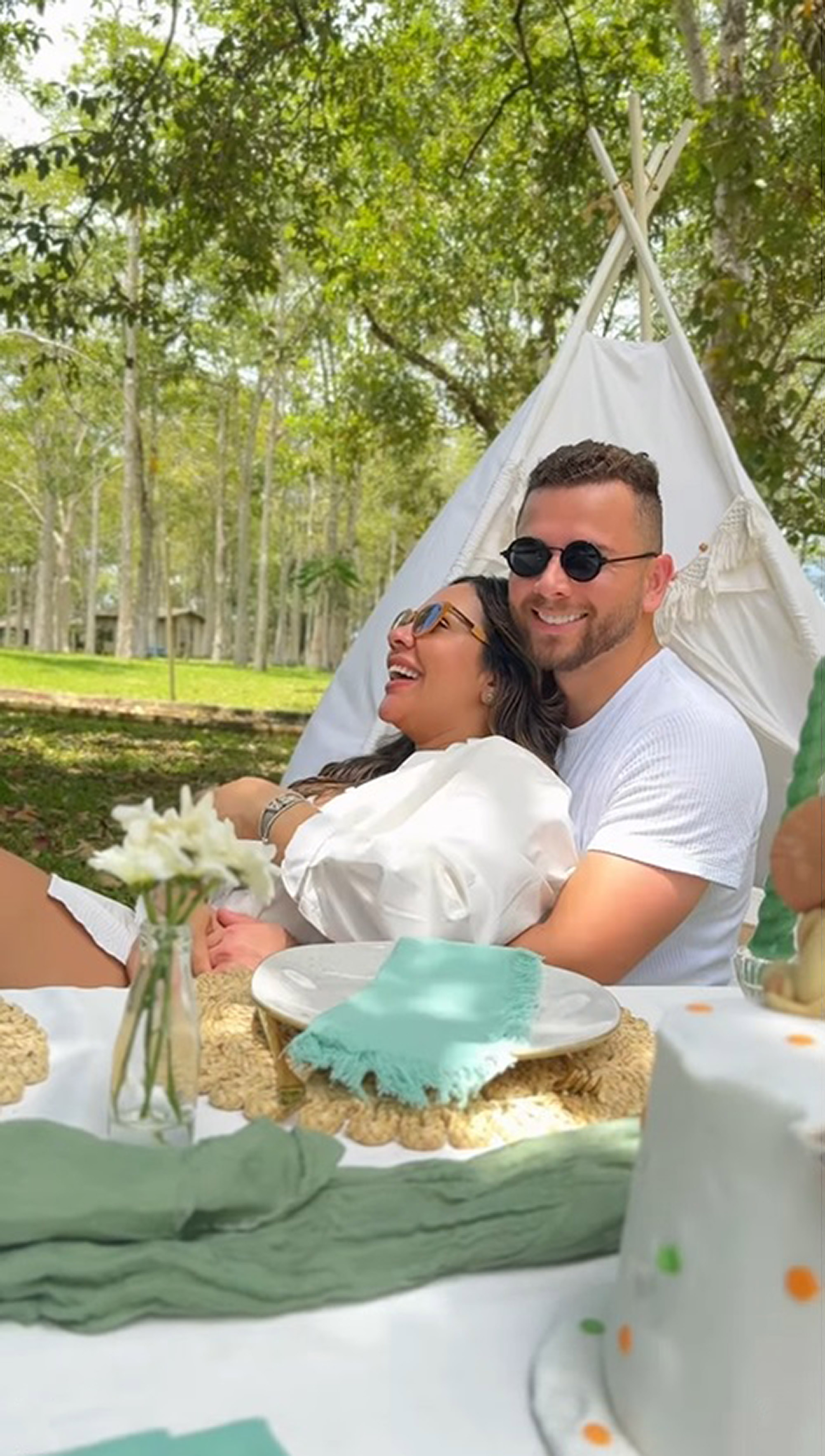 Bruno Mendes de Jesus and his wife Suzy Alencar