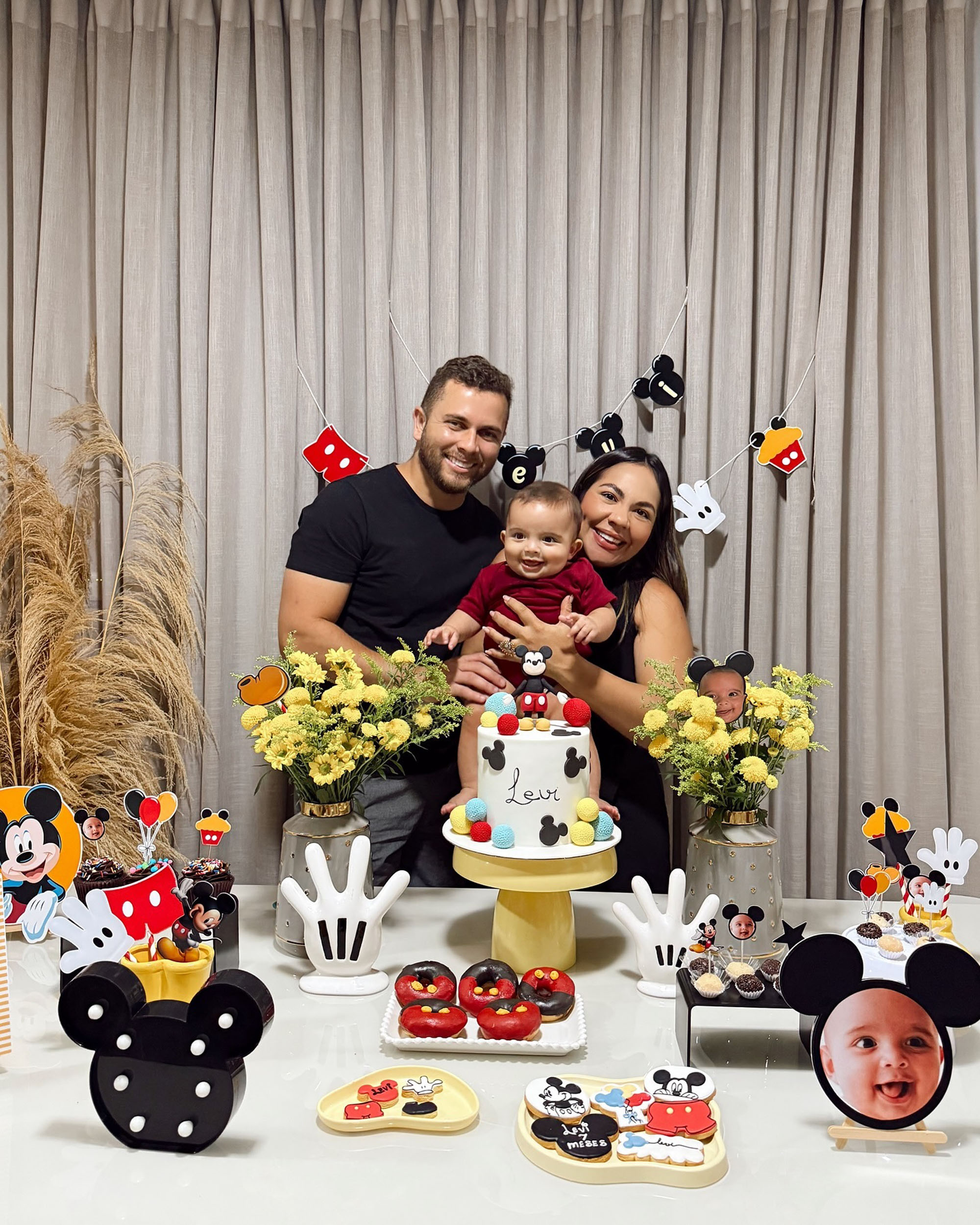 Bruno Mendes de Jesus, his wife Suzy Alencar