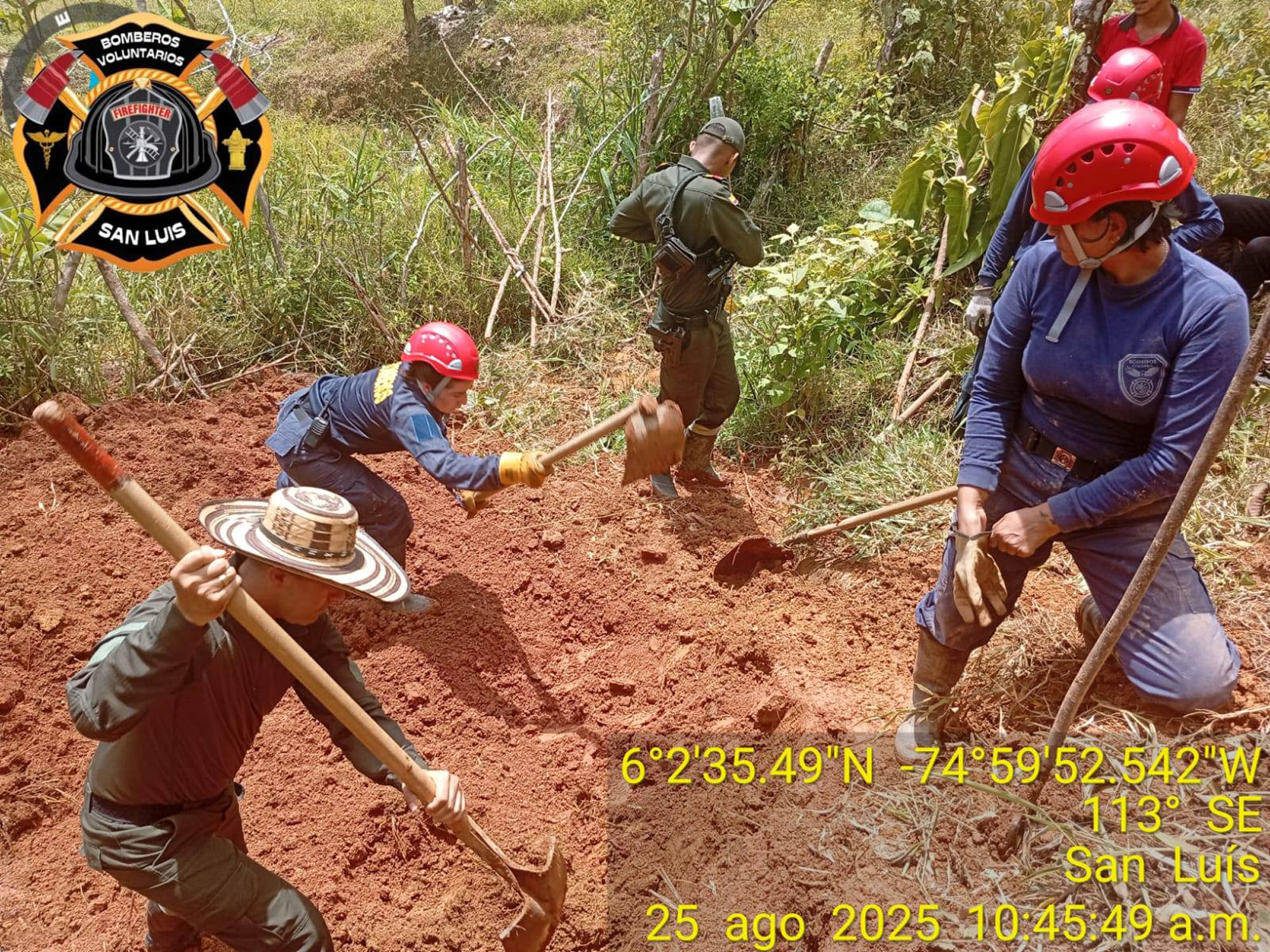 Firefighters recover the body of Arturo Enrique Aguirre Garcia in San Luis, Antioquia, Colombia, on 25 August 2025. He died while digging a doomsday shelter. Note: Private photo. Arturo Enrique Aguirre Garcia