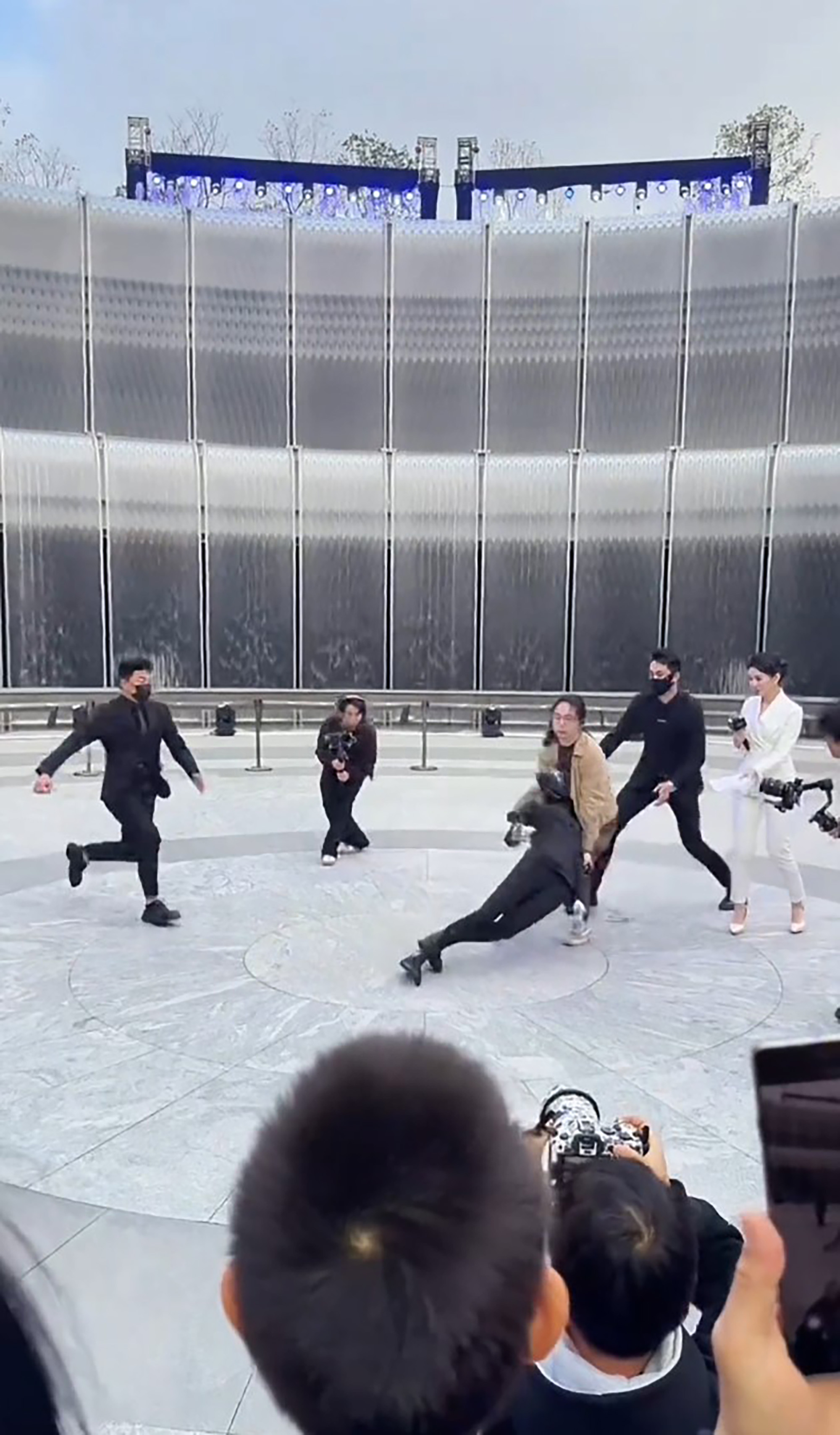 XPeng's humanoid robot crashes during its debut in Shenzhen