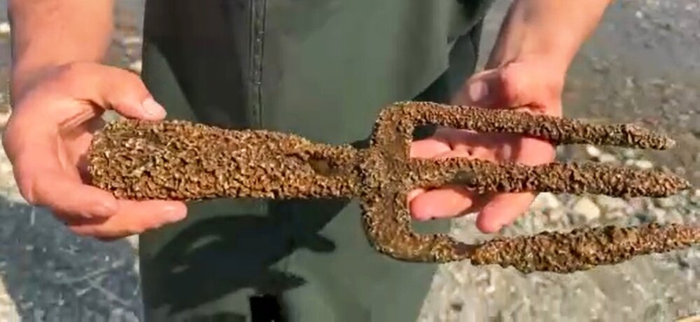 Picture shows the spearhead, known as the Poseidon Spear, undated. The item was found in a lake in Iznik, Turkey. 1747247822265-sfi0gwqq.jpg
