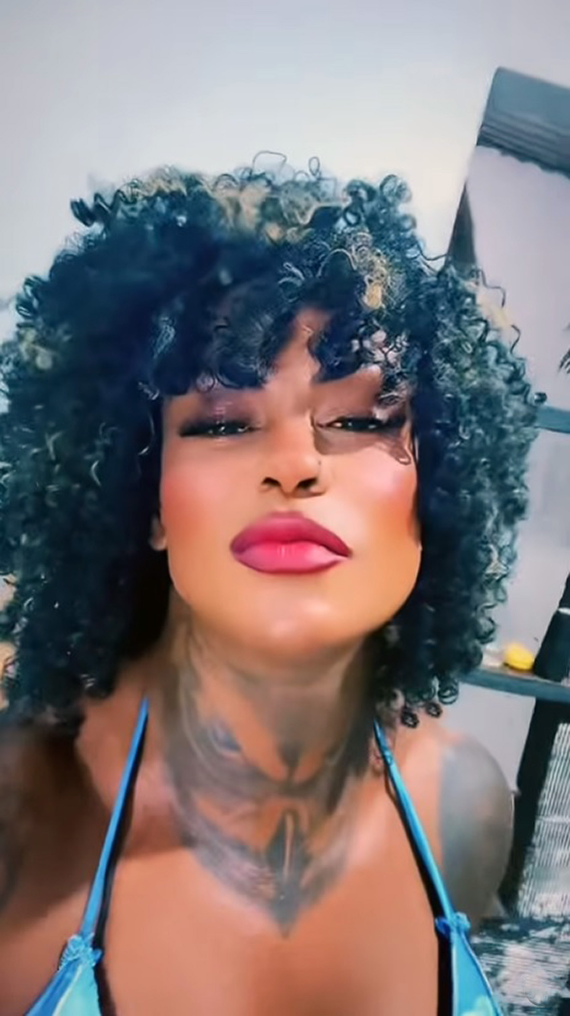 Picture shows Kely Moraes, 45, undated. A couple prevented her from entering the bathroom in Boa Viagem, Brazil, on May 26, 2025. Note: Image is a screenshot from video. (Newsflash/NX) 1748450665929-2bbwijdu.jpg