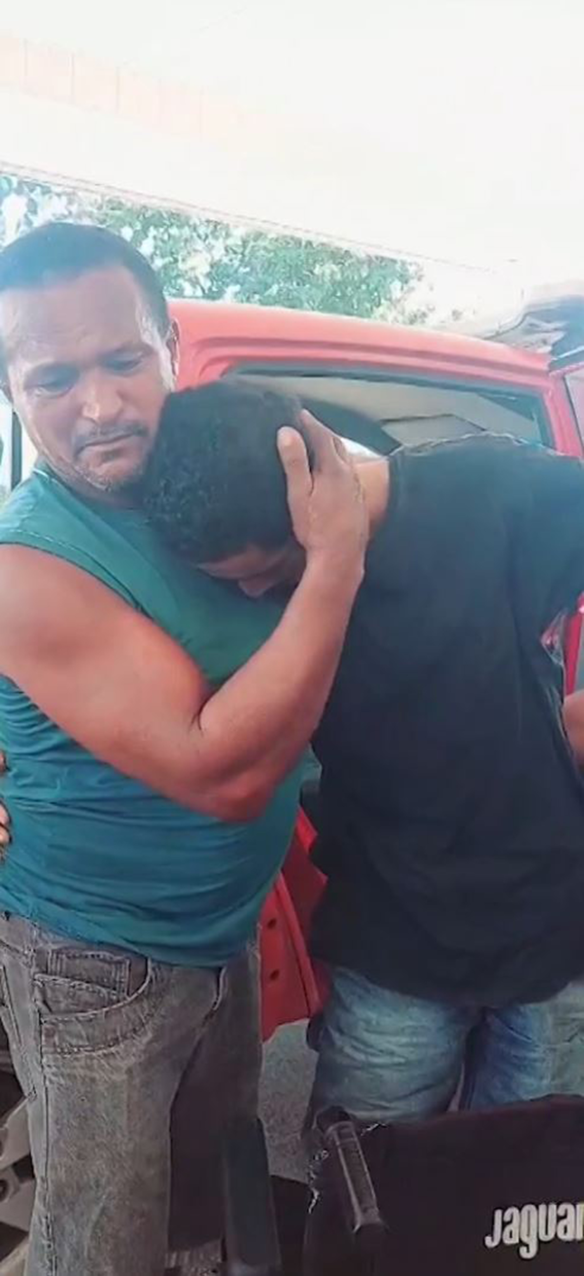 Hunter Magnilson da Silva Araujo, 34, after being rescued, undated. He was found alive after spending 50 days missing in a forest area between Manacapuru and Novo Airao, in the interior of Amazonas. Note: Photo is a screenshot from a video(Newsflash/NX) 1748622697601-a36ibvkb.jpg